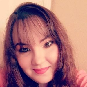 Meet your Posher, Deanna